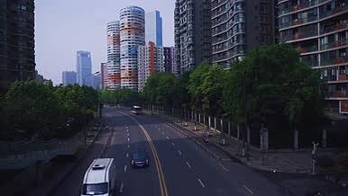 记录城市苏醒时刻视频的预览图
